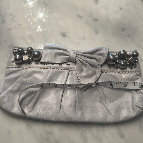 Betsey Johnson white/grey leather clutch - Picture 7 of 9